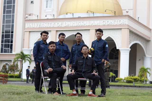 Ketua Bag. Pers dan Publikasi Dewan Mahasiswa UNIDA Gontor - Kabinet Hadisatya